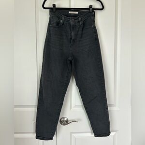 Levi High Rise Mom Jean